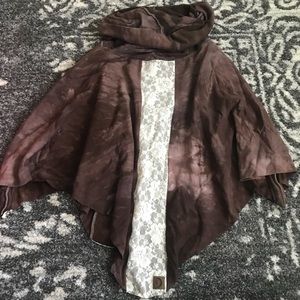 EUC - Sinew Moon - Discontinued Design - Poncho
